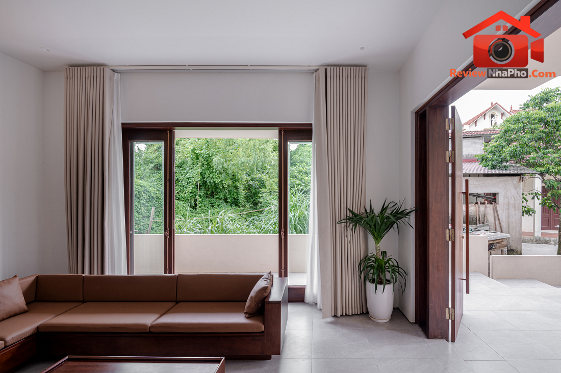 Ngôi nhà đa thế hệ ngoại ô Hà Nội: Nơi sân trong kết nối bếp cộng đồng- Ảnh 7. Ngôi nhà đa thế hệ ngoại ô Hà Nội: Nơi sân trong kết nối bếp cộng đồng- Ảnh 7.