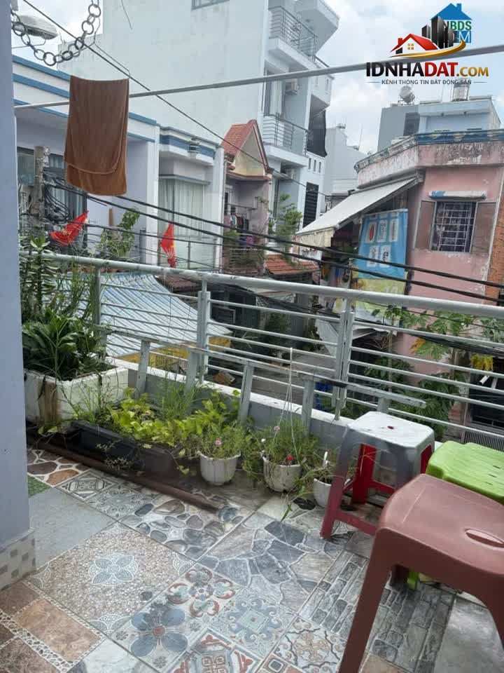 Nhà LÔ GÓC – Giáp Tân Phú – DT 54M 2 T… – Bán nhà mặt phố Quận Tân Phú – TP Hồ Chí Minh giá 3 – 5 tỷ