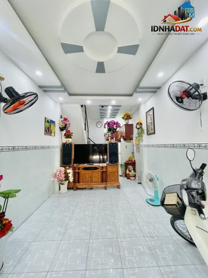Giáp Lê Thúc Hoạch – Bình Tân – 30M2 &… – Bán nhà mặt phố Quận Bình Tân – TP Hồ Chí Minh giá 3 – 5 tỷ