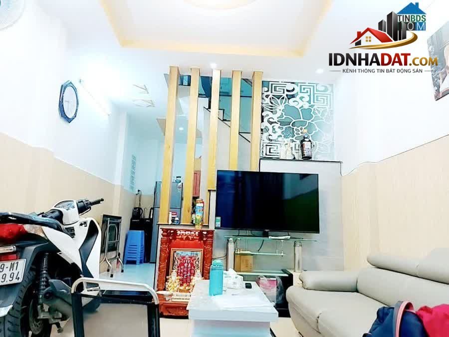 [Đánh giá Nhà Phố] Nhà 3 Tầng BTCT Âu Cơ, Tân Bình - Tiện ích gần gũi, dễ di chuyển - Review Nhà Phố - Ảnh 1