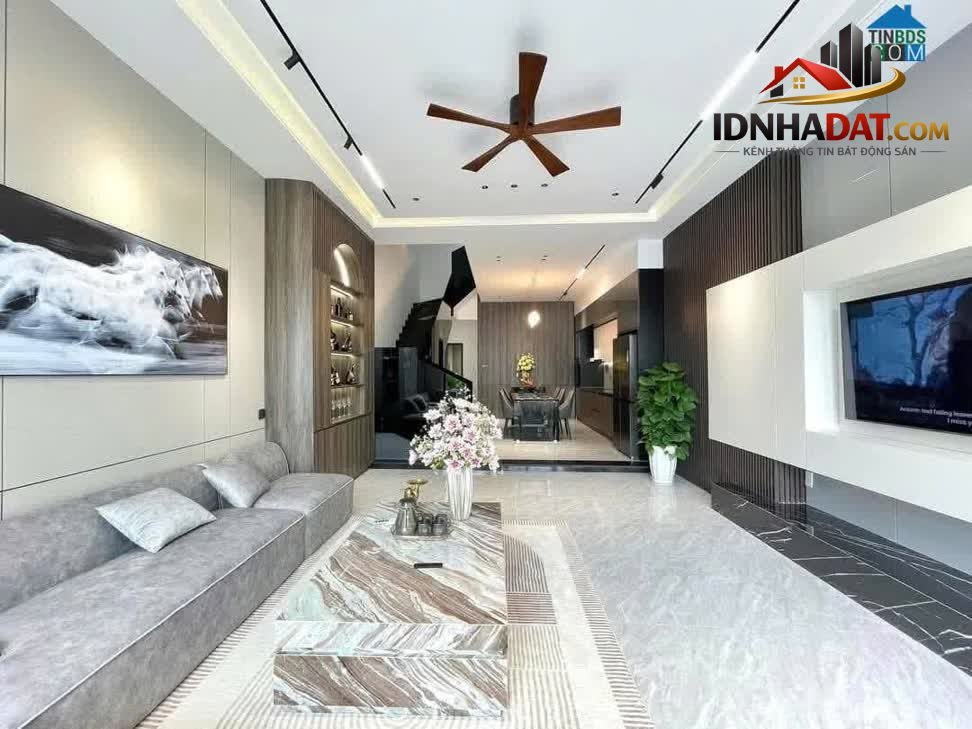 [Đánh giá Nhà Phố] Nhà HXH Âu Cơ, Quận Tân Bình: Tiềm năng đầu tư với 3 tầng tiện nghi - Review Nhà Phố - Ảnh 1