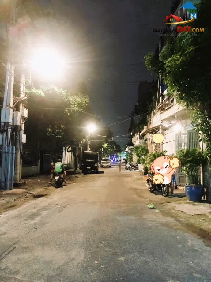 Hẻm xe hơi tránh nhau Ni Sư Huỳnh Liên, 30m2, chỉ … – Bán nhà mặt phố Quận Tân Phú – TP Hồ Chí Minh giá 3 – 5 tỷ
