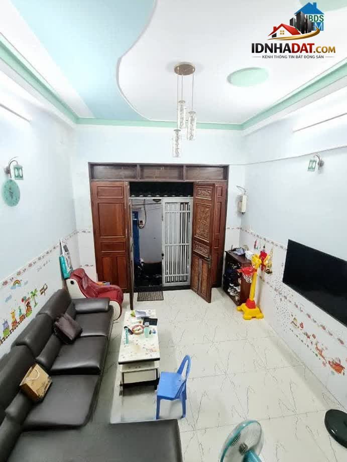 Căn Nhà 2 Tầng Hẻm Xe Hơi Đẹp Nhất Liên Khu 2-10, … – Bán nhà trong hẻm – ngõ Quận Bình Tân – TP Hồ Chí Minh giá BÁN 3 – 5 tỷ