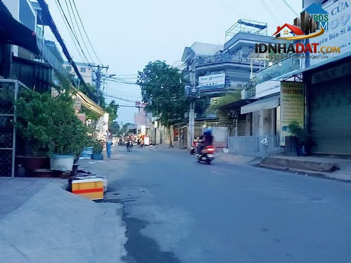 Bán nhà mặt tiền 61m2 giá chỉ 5.9 tỷ – Cơ hộ… – Bán nhà phân lô, liền kề Quận Bình Tân – TP Hồ Chí Minh giá 5 – 7 tỷ