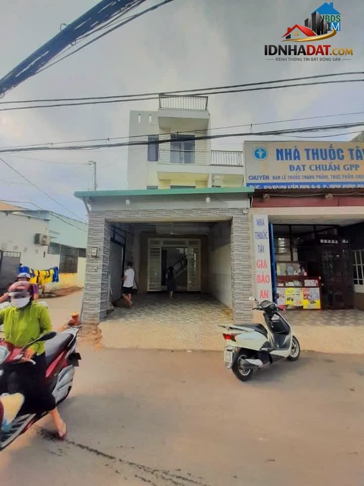 Nhà hẻm liên khu 4-5, Bình Tân với giá cực hấp dẫn… – Bán nhà trong ngõ – hẻm Quận Bình Tân – TP Hồ Chí Minh giá Thỏa thuận