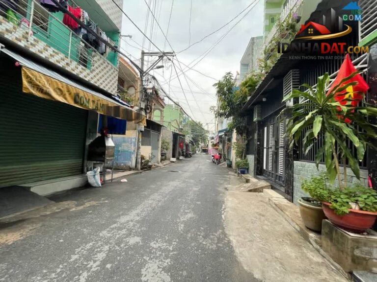 Bán Nhà 50m² Hẻm xe hơi 4m, 4PN, Lý Thánh Tông, Tâ… – Bán nhà trong ngõ – hẻm Quận Tân Phú – TP Hồ Chí Minh giá 5 – 7 tỷ
