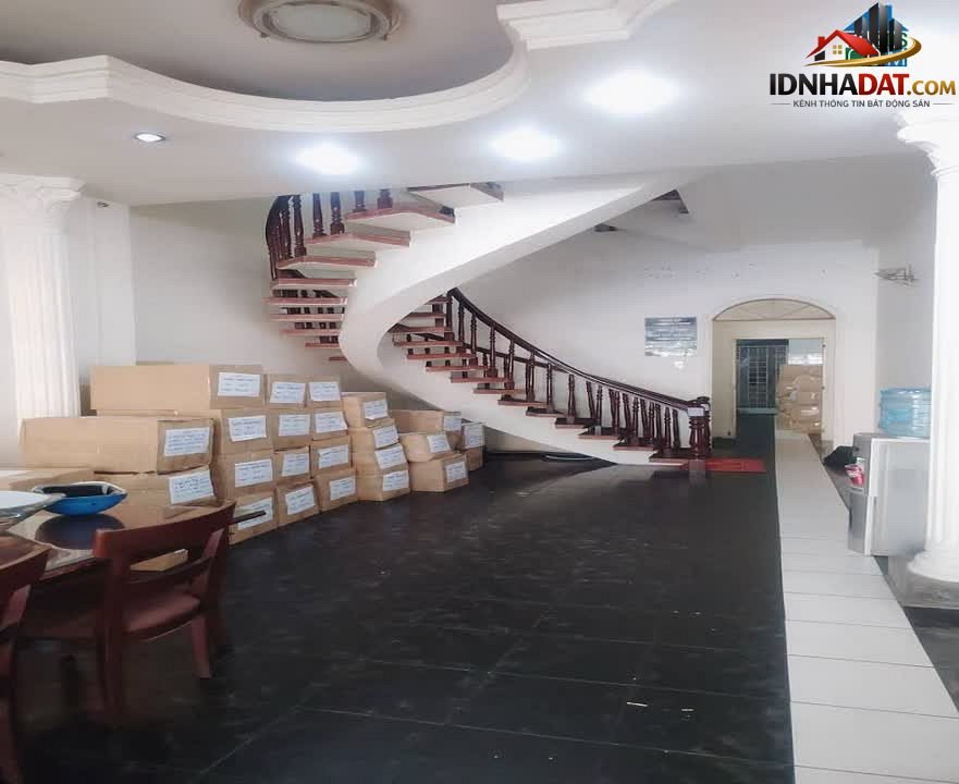 [Đánh giá Nhà Phố] Vị trí đắc địa mặt tiền Lê Hồng Phong tại Quận 10, TP.HCM - Review Nhà Phố - Ảnh 1