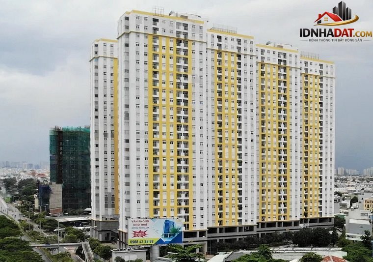 Hàng nghìn người mua nhà ở TP.HCM ‘vỡ òa’ sau nhiều năm bị ‘treo’ sổ hồng