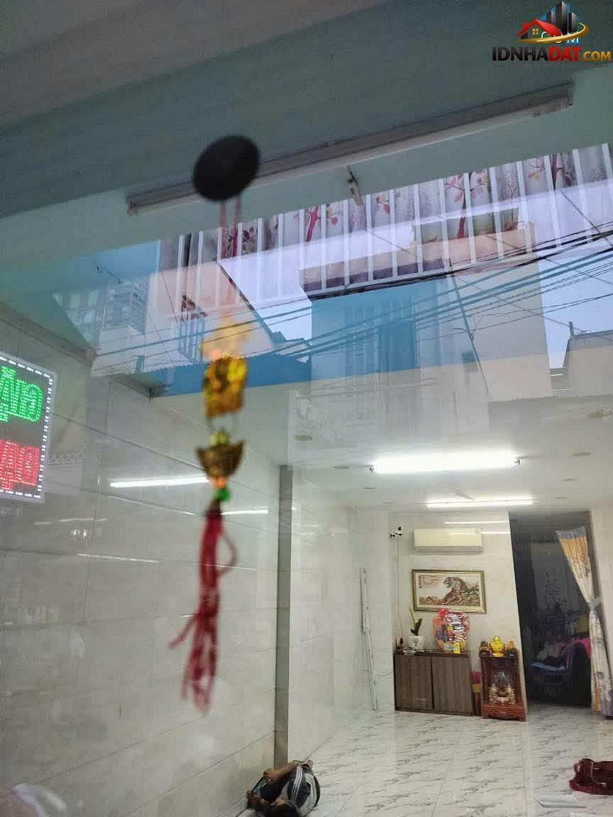 [Đánh giá Nhà Phố] Nhà Mặt Phố Đoàn Văn Bơ Quận 4: Vị Trí Kinh Doanh Sầm Uất - Review Nhà Phố - Ảnh 1