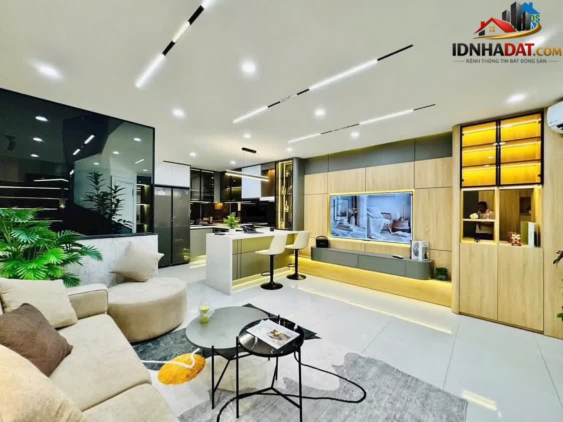[Review Nhà Phố] Bán nhà mặt phố Ngô Quyền Quận 5, 85 m², giá 32 tỷ - Tiềm năng lớn - Review Nhà Phố - Ảnh 1