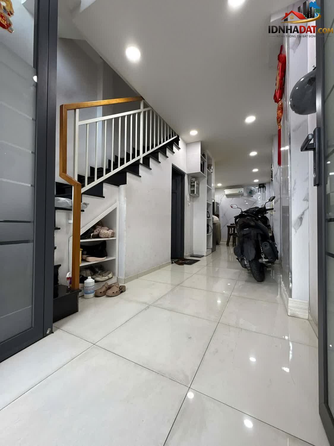 [Review Nhà Phố] Căn nhà 4 tầng tiện nghi tại Trần Văn Quang, Tân Bình chỉ 5.65 tỷ - Review Nhà Phố - Ảnh 1