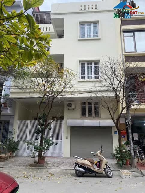 Bán căn hộ chung cư Đường Hùng Vương – Phường cũ Không xác định Quận 6 – Thành phố Hồ Chí Minh 80 m² 5.8 tỷ