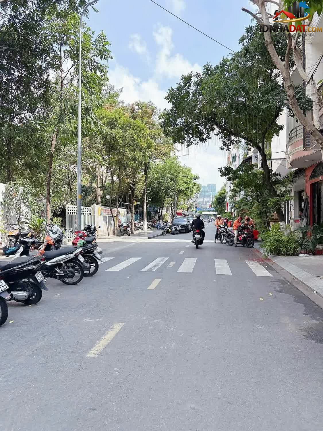 [Review Nhà Phố] Nhà Hẻm Khánh Hội Quận 4: Cơ Hội Đầu Tư Với Giá 2.999 Tỷ - Review Nhà Phố - Ảnh 1