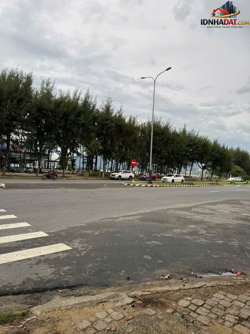 [Review Nhà Phố] Bán đất Đường Nguyễn Tất Thành, vị trí đắc địa tại Đà Nẵng - Review Nhà Phố - Ảnh 1