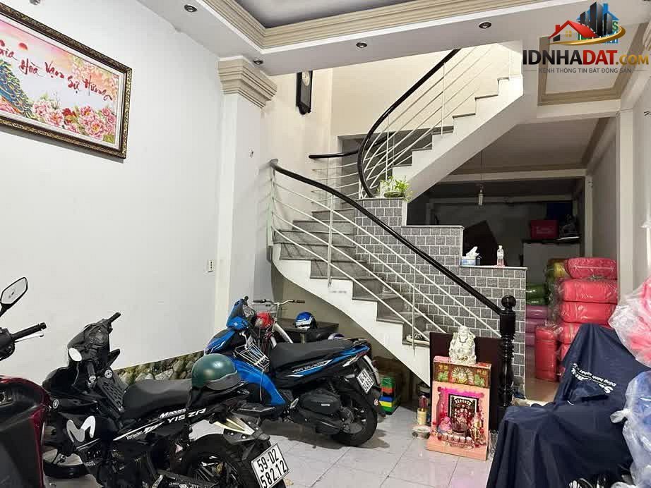 [Review Nhà Phố] Nhà Đẹp Đường Bàu Cát, Tân Bình: Tiện Ích Đầy Đủ, Giá 9 Tỷ - Review Nhà Phố - Ảnh 1