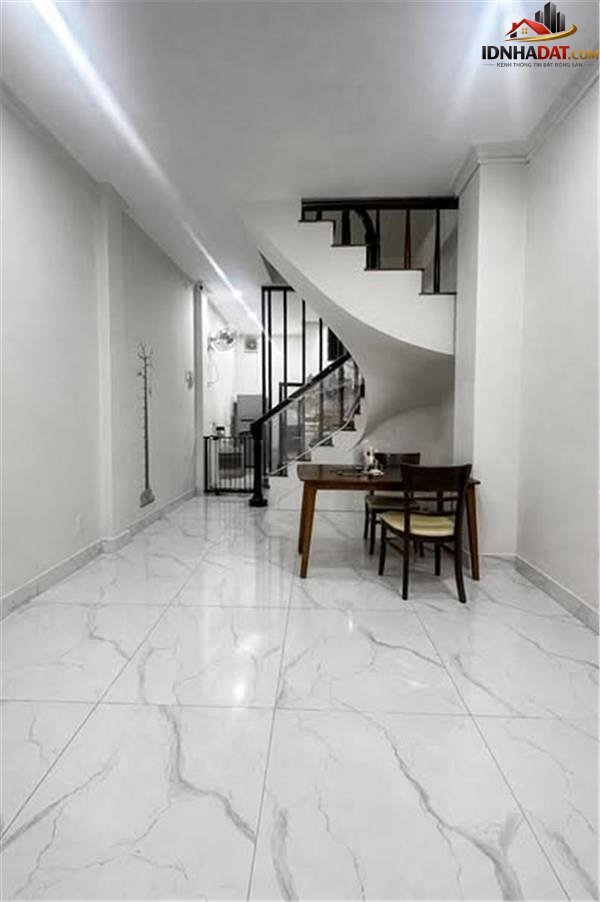 Nhà đường nguyễn thiện thuật phường 3 cũ quận 3 Bán nhà đất Đường nguyễn thiện thuật – Phường cũ 3 Quận 3 – Phường mới 3 – Thành phố Hồ Chí Minh Diện tích 36m2 – Giá 7.5 tỷ