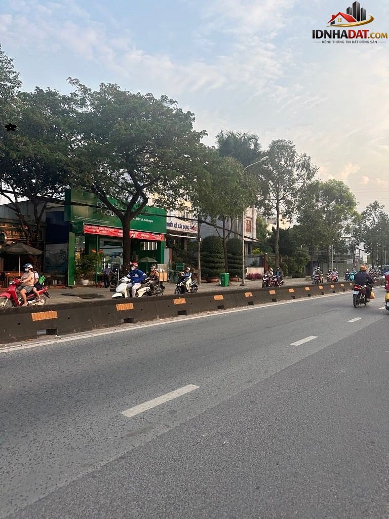 Siêu phẩm mặt tiền kênh tân hóa Đường Âu Cơ – Phường cũ Hòa Thạnh Quận Tân Phú – Phường mới Phú Trung – Thành phố Hồ Chí Minh 750m2 1 tỷ