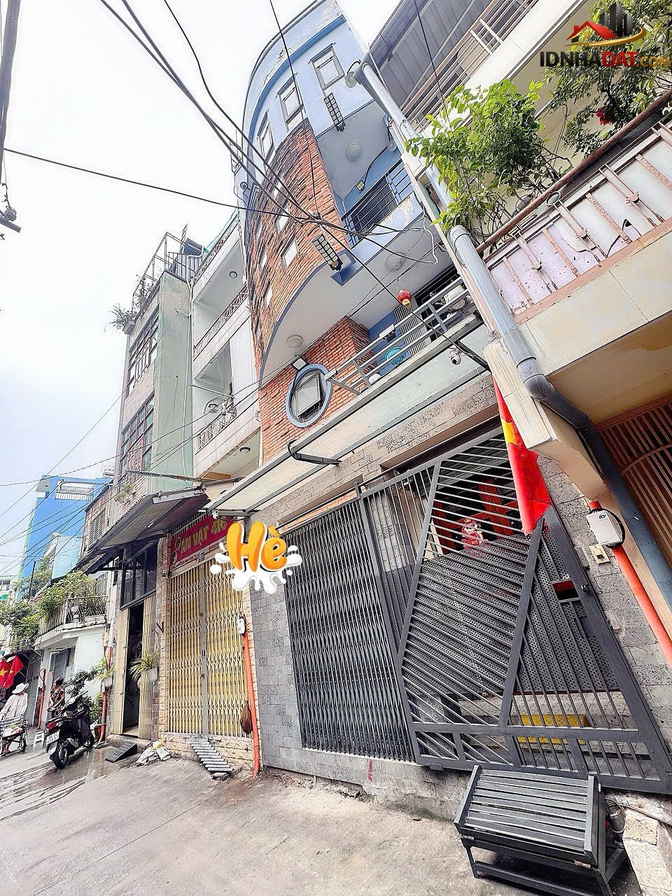 [Đánh giá Nhà Phố] Nhà phố 70m2 tại Phường 4, Quận 3 với thiết kế 5 tầng ấn tượng - Review Nhà Phố - Ảnh 1