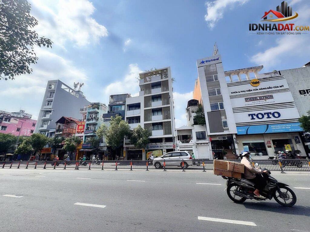 [Đánh giá Nhà Phố] Nhà Mặt Tiền Kinh Doanh Tại Đường Nam Kỳ Khởi Nghĩa, Quận 3 - Review Nhà Phố - Ảnh 1