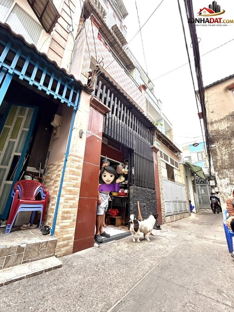 Nhà bán Đường Đoàn Văn Bơ – Phường cũ 14 Quận 4 – Phường mới 14 – Thành phố Hồ Chí Minh diện tích 45m2 giá 4.95 tỷ