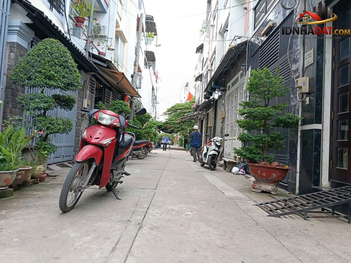 Bán nhà Phường Bình Hưng Hòa Quận Tân Phú Thành Phố Hồ Chí Minh diện tích 92m2 giá 4.5 tỷ - Review Nhà Phố - Ảnh 1