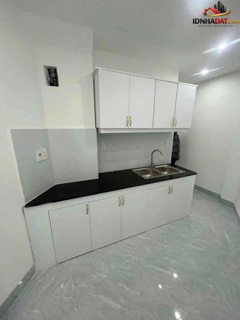 Bán nhà mặt phố Bãi Sậy Quận 6 Thành Phố Hồ Chí Minh diện tích 28m2 giá 4,1 tỷ