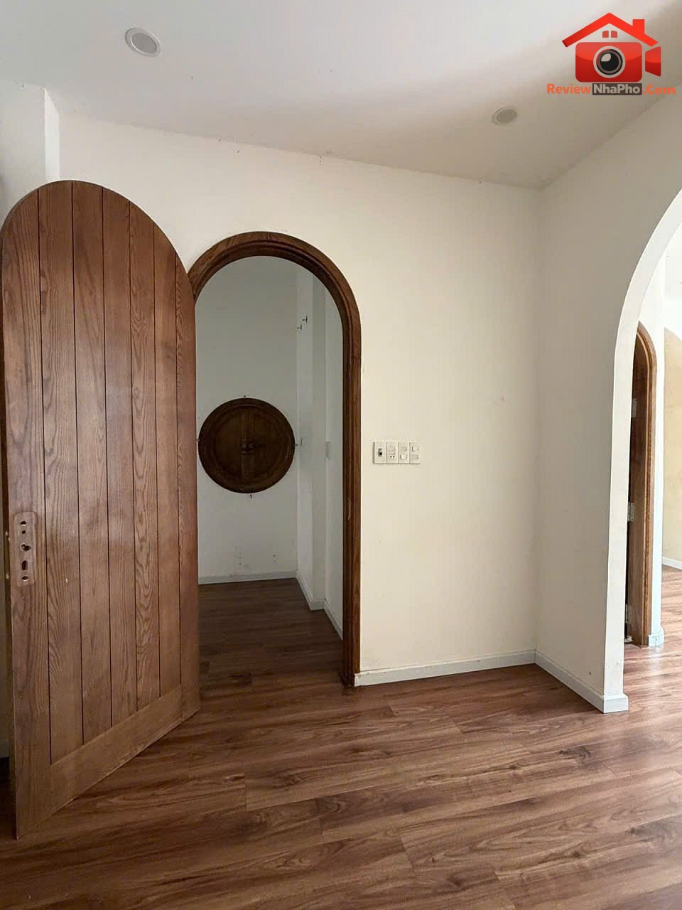 Mt nguyễn chí thanh vài bước đến tt hành chính, tt phầm mềm, 36m2, 10.6 tỷ