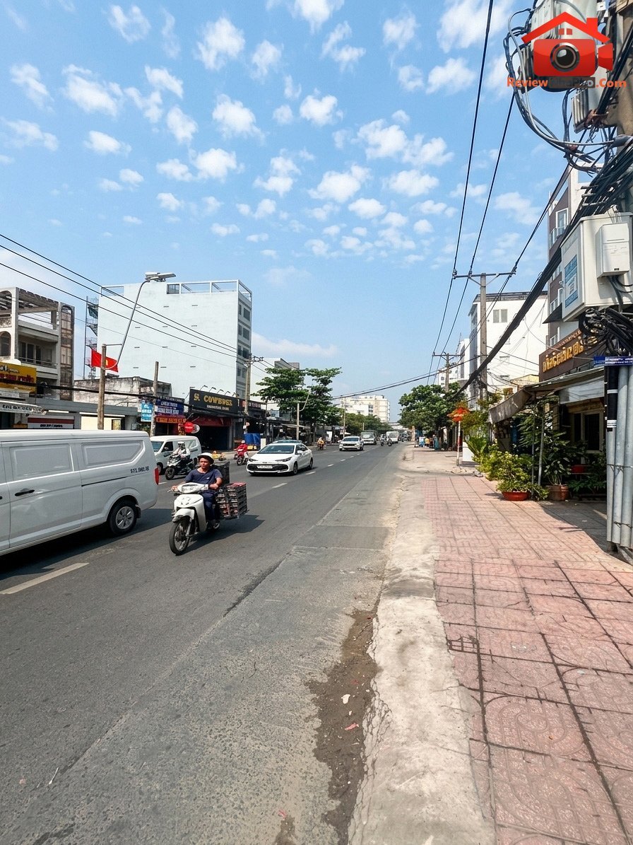 H2542 mặt tiền nguyễn xí kinh doanh đa ngành bao quanh 5 trường đh giá 18.99 tỷ – Đường Nguyễn Xí – Phường cũ 26 – Quận Không xác định – Thành phố Hồ Chí Minh