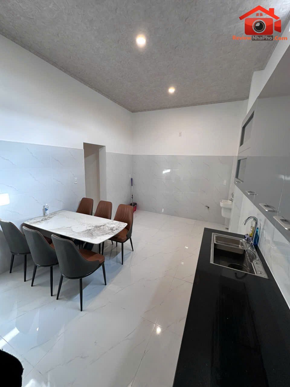 Siêu phẩm mặt tiền cạnh bến xe đà nẵng nhà mái thái sân vườn đẳng cấp ngang 6.3m bề thế – Bán nhà đất Đường Nguyễn Công Hoan – Phường cũ Hòa An Quận Cẩm Lệ – Phường mới Hòa An – Thành phố Đà Nẵng 7.75 tỷ