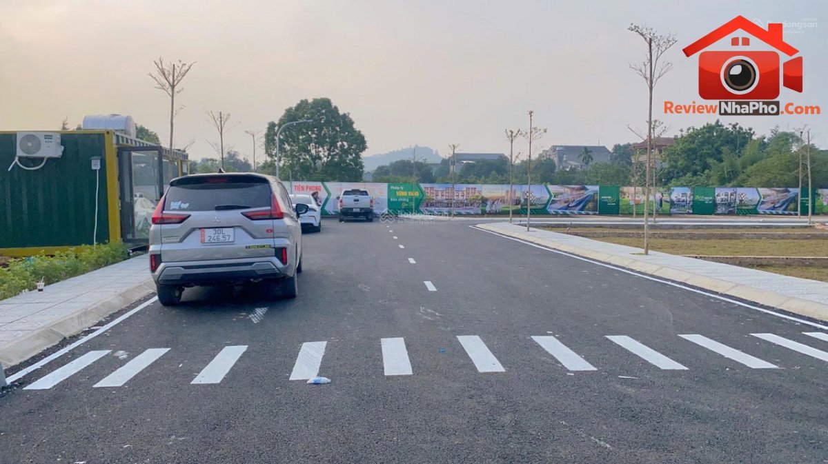 Bán đất nền hoà lạc – Đường 15B – Phường Bến Nghé – Thành phố Hồ Chí Minh – 100m2 – 2.5 tỷ