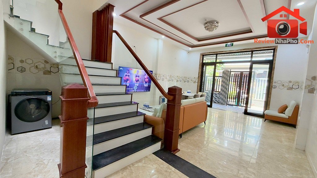 Chính chủ cần bán homestay lyn s apartments Đường Phó Đức Chính – Phường cũ Mân Thái Quận Sơn Trà – Phường mới Sơn Trà – Thành phố Đà Nẵng 95m2 9.7 tỷ