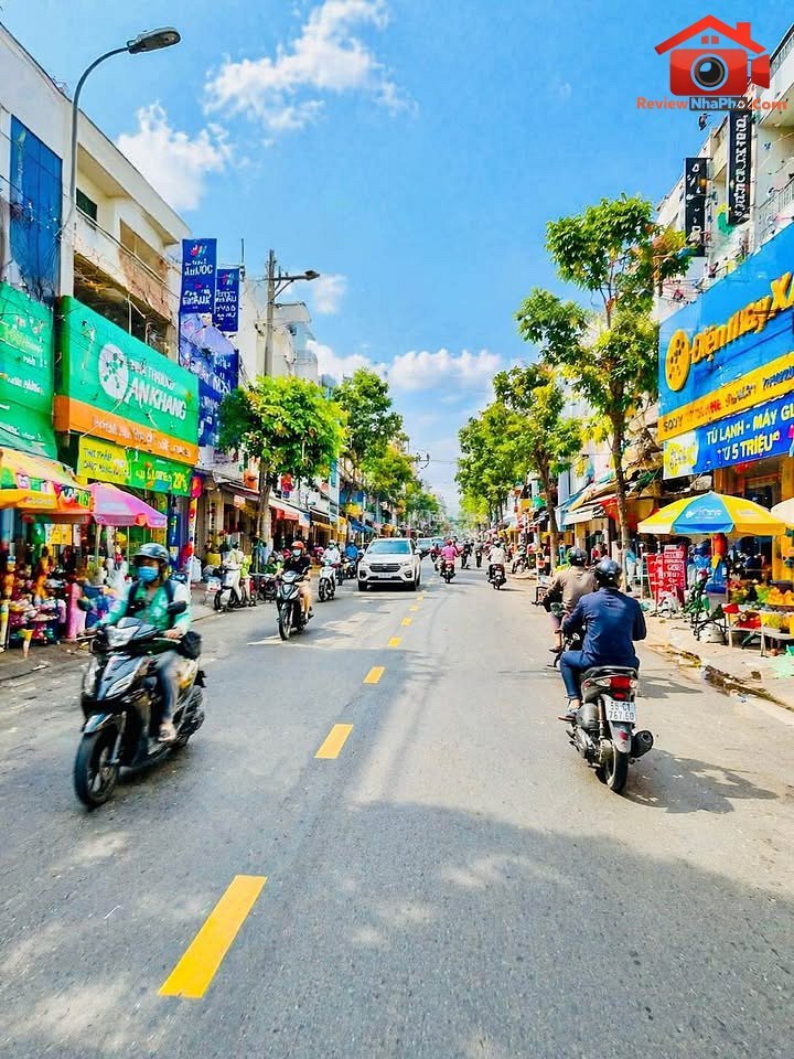 Ngay aeon tân phú mặt tiền sầm uất Đường Đỗ Nhuận – Phường cũ Sơn Kỳ Quận Tân Phú – Phường mới Sơn Kỳ – Thành phố Hồ Chí Minh 70m2 – 9.85 tỷ