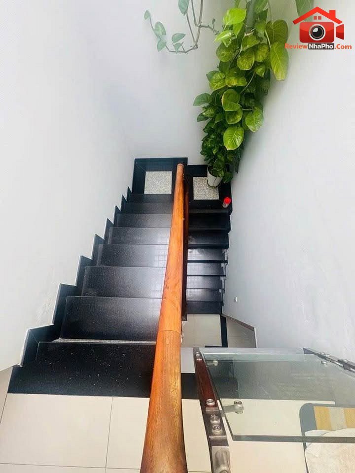 Ngay aeon tân phú mặt tiền sầm uất Đường Đỗ Nhuận – Phường cũ Sơn Kỳ Quận Tân Phú – Phường mới Sơn Kỳ – Thành phố Hồ Chí Minh 70m2 – 9.85 tỷ