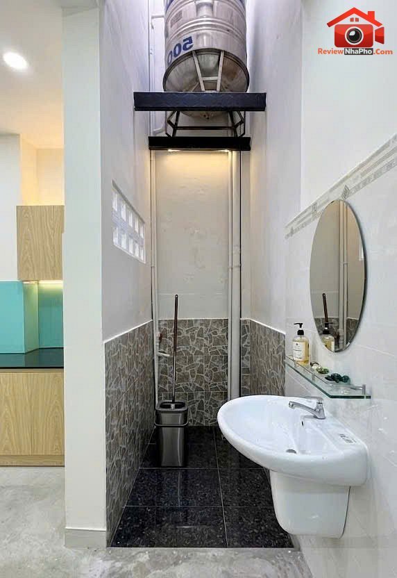Bán nhà phố Lý Chính Thắng – Phường cũ Võ Thị Sáu Quận 3 – Phường mới Xuân Hòa – Thành phố Hồ Chí Minh diện tích 114 m2 giá 7.5 tỷ