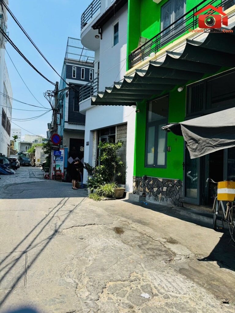 Chủ ngộp bán gấp nhà 4 tầng còn mới ngay chung cư Hoàng Anh Gia Lai gần bờ hồ mát lạnh – Đường Hàm Nghi – Quận Hải Châu – Thành phố Đà Nẵng – Diện tích 42m2 – Giá 4.82 tỷ