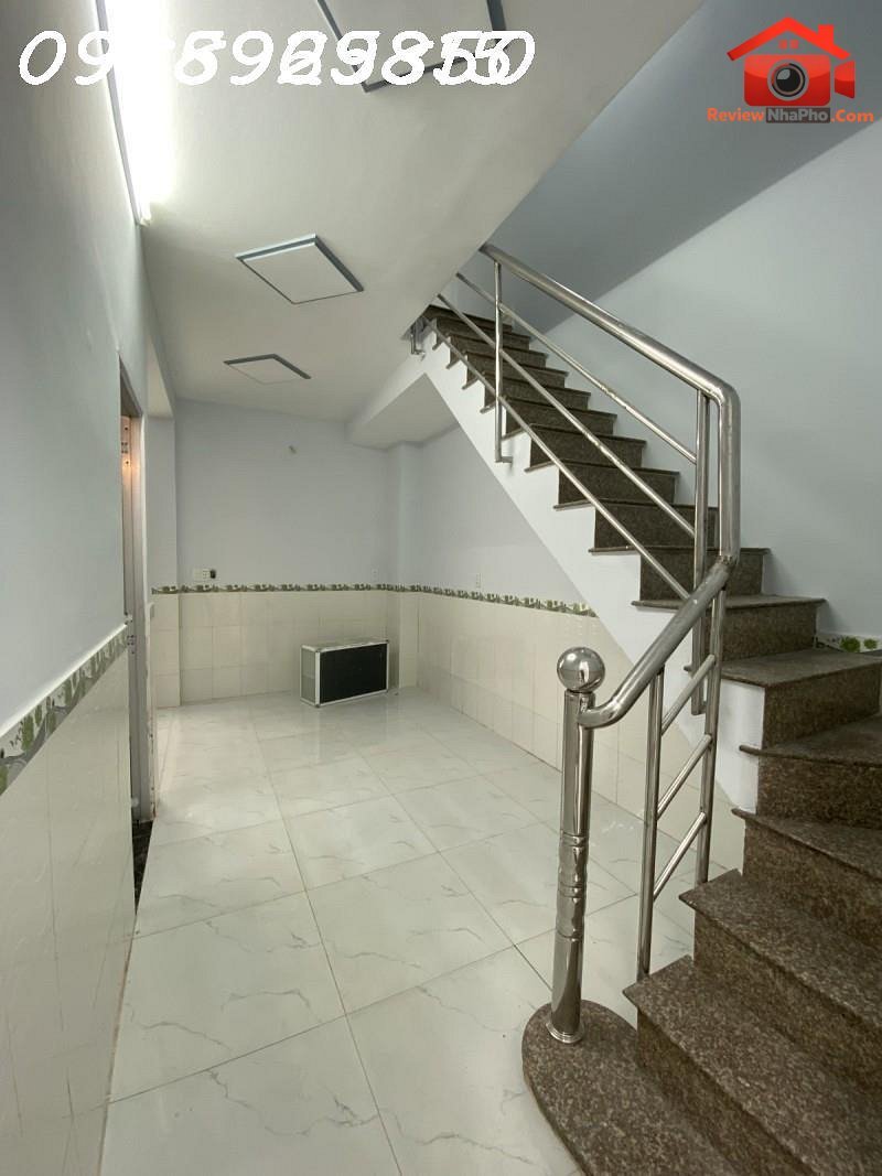 Nhà linh đông hẻm ô tô sát phạm văn đồng chỉ 4.5 tỷ – diện tích 45m2 – giá 4.5 tỷ