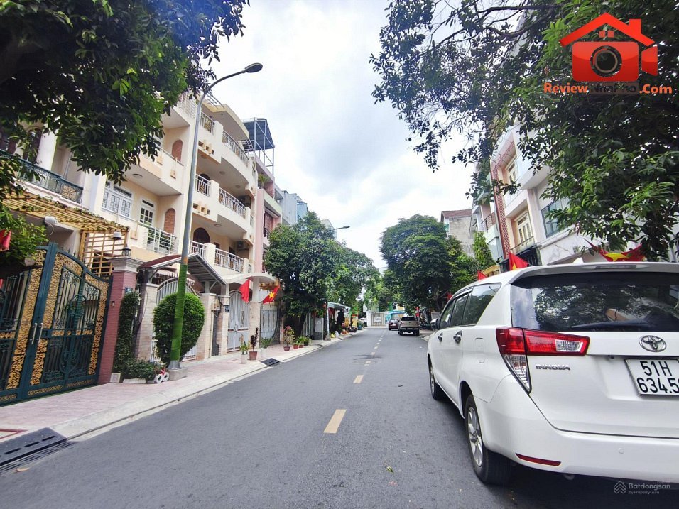 Vip biệt thự p.5 củ tạ quang bửu – dương qua… – Bán biệt thự Quận 8 – TP Hồ Chí Minh giá 20 – 40 tỷ