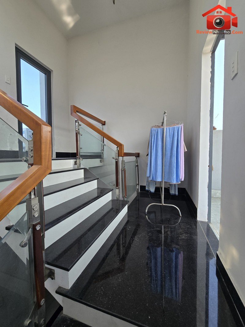 Bán nhà đất Đường Lý Tự Trọng – Phường cũ Thanh Bình Quận Hải Châu – Phường mới Thanh Bình – Thành phố Đà Nẵng 81m2 8.7 tỷ