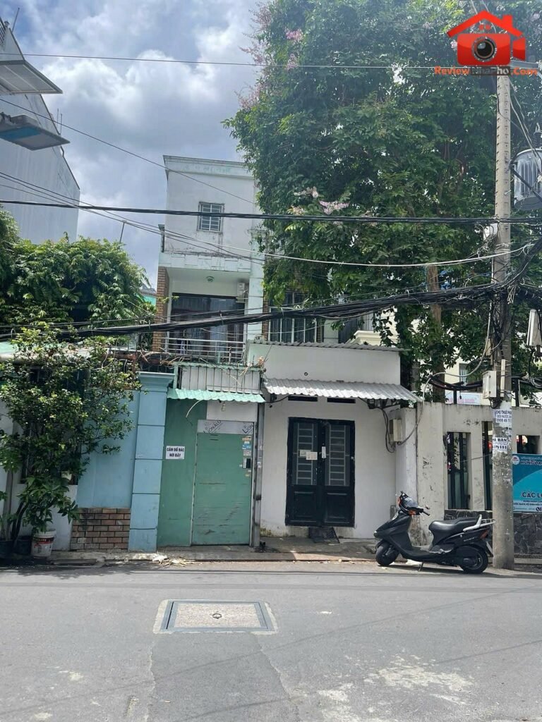 Bán nhà đất Đường Thích Quảng Đức – Phường cũ 4 Quận Phú Nhuận – Phường mới 4 – Thành phố Hồ Chí Minh Diện tích 137m2 – Giá 14.5 tỷ