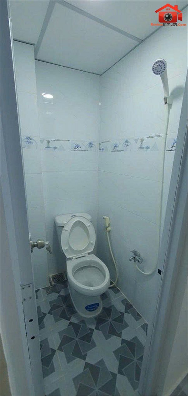 Nhà 2 tầng lò siêu, quận 11 chỉ 2.65 tỷ, vào ở ngay, giá hiếm khu trung tâm – diện tích 24m2
