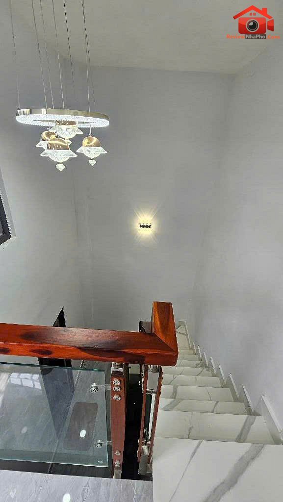 Nhà mới 3 tầng, hẻm thông, giáp quận 7 Đường Huỳnh Tấn Phát – Huyện Nhà Bè – Thành phố Hồ Chí Minh diện tích 64m2 giá 4350000000