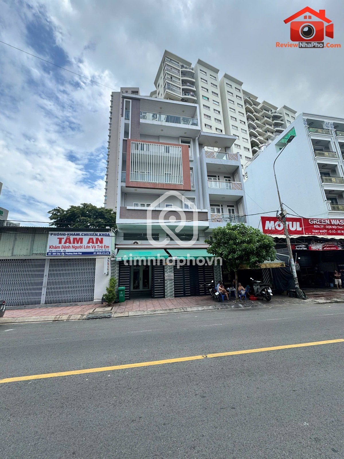 Bán nhà đất Đường Chợ Lớn – Phường cũ Bình Phú Quận 6 – Phường mới Bình Phú – Thành phố Hồ Chí Minh – Diện tích 130m2 – Giá 36 tỷ