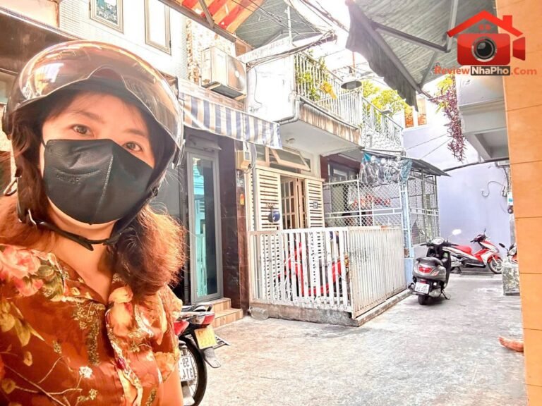 Nhà bán cách mặt tiền đường xe hơi chỉ vài căn – Đường Đoàn Văn Bơ – Quận 13 – Thành phố Hồ Chí Minh – Diện tích 34m2 – Giá 3.8 tỷ