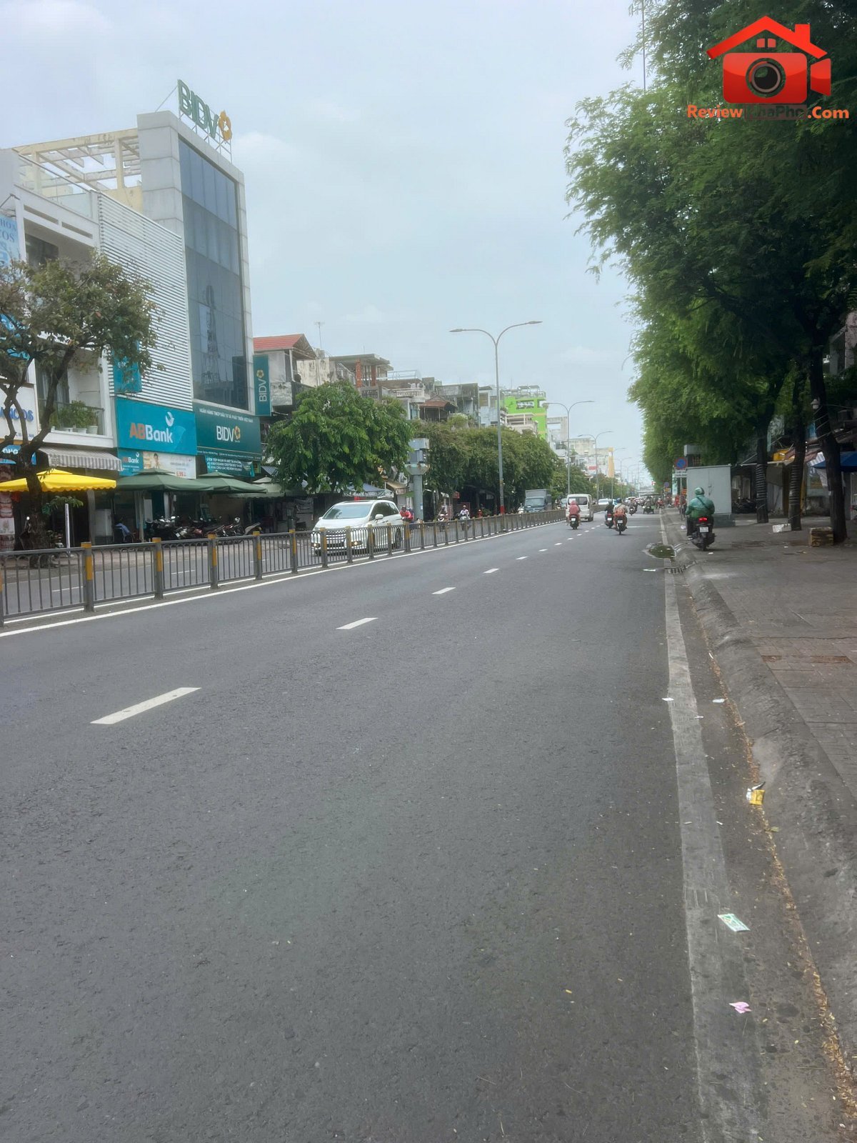 Góc 2 MT Minh Phụng – Phường cũ 11 Quận 11 – Phường mới 11 – Thành phố Hồ Chí Minh Diện tích 56m2 – Giá 22.5 tỷ