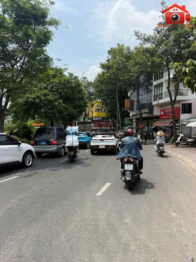 Chính chủ bán gấp giá sốc. cơ hội hiếm sở hữu nhà mặt tiền trần văn đang quận 3 – Đường Trần Văn Đang – Phường cũ 9 – Phường mới 9 – Thành phố Hồ Chí Minh 65m2 – 15 tỷ