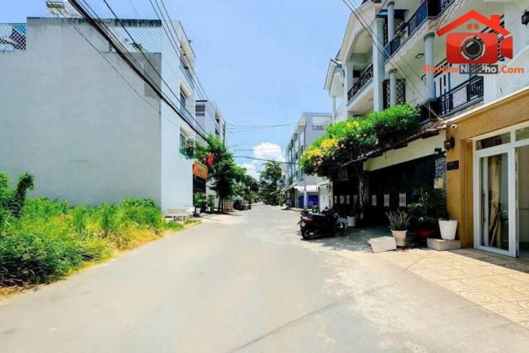 Nhà hẻm xe hơi đào tông nguyên, ngay chợ, 64m2, 7…. – Bán nhà trong ngõ, hẻm Huyện Nhà Bè – TP Hồ Chí Minh giá 7 – 10 tỷ