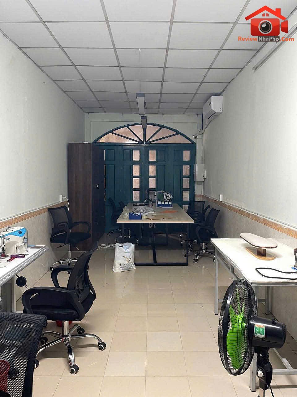 Sang nhượng mặt bằng kinh doanh mặt tiền Hoàng Văn Thụ – Phường cũ 8 Quận Phú Nhuận – Phường mới 8 – Thành phố Hồ Chí Minh diện tích 80m2 giá 150 triệu