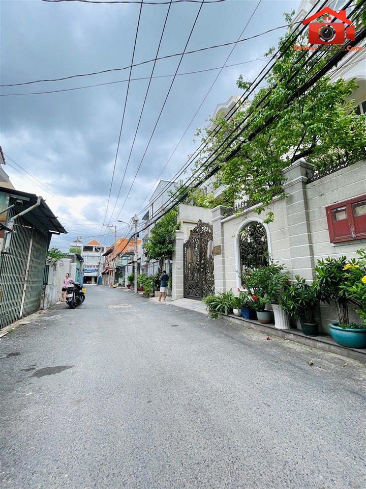 Nhà riêng 4 tầng – Diện tích 72 m2 – Giá 6.3 tỷ – REVIEW NHÀ PHỐ