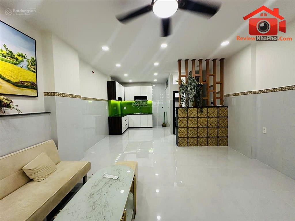 Bán nhà 37m2 khu cộng hòa tân bình gần sân bay tân sơn nhất chỉ 4.3 tỷ.
-
Giá: 4.3 tỷ
37 m2
2
2