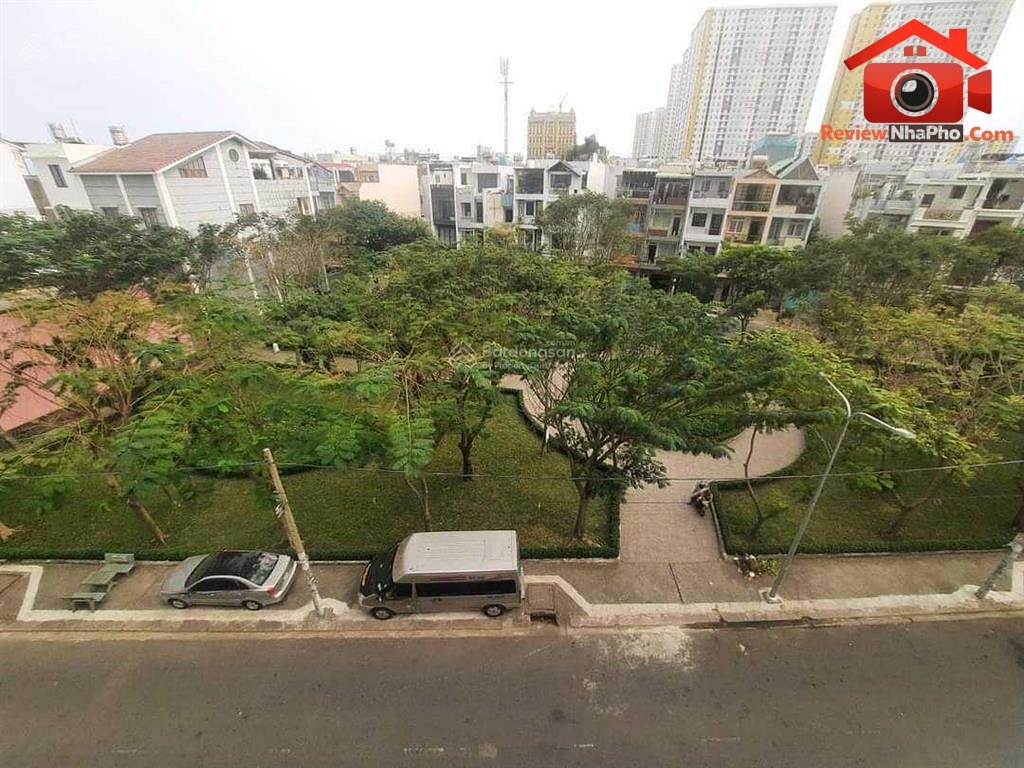 Bán nhà mới kdc bình phú đối diện công viên 4x17m 3 lầu
-
Giá: 9.9 tỷ
68 m2